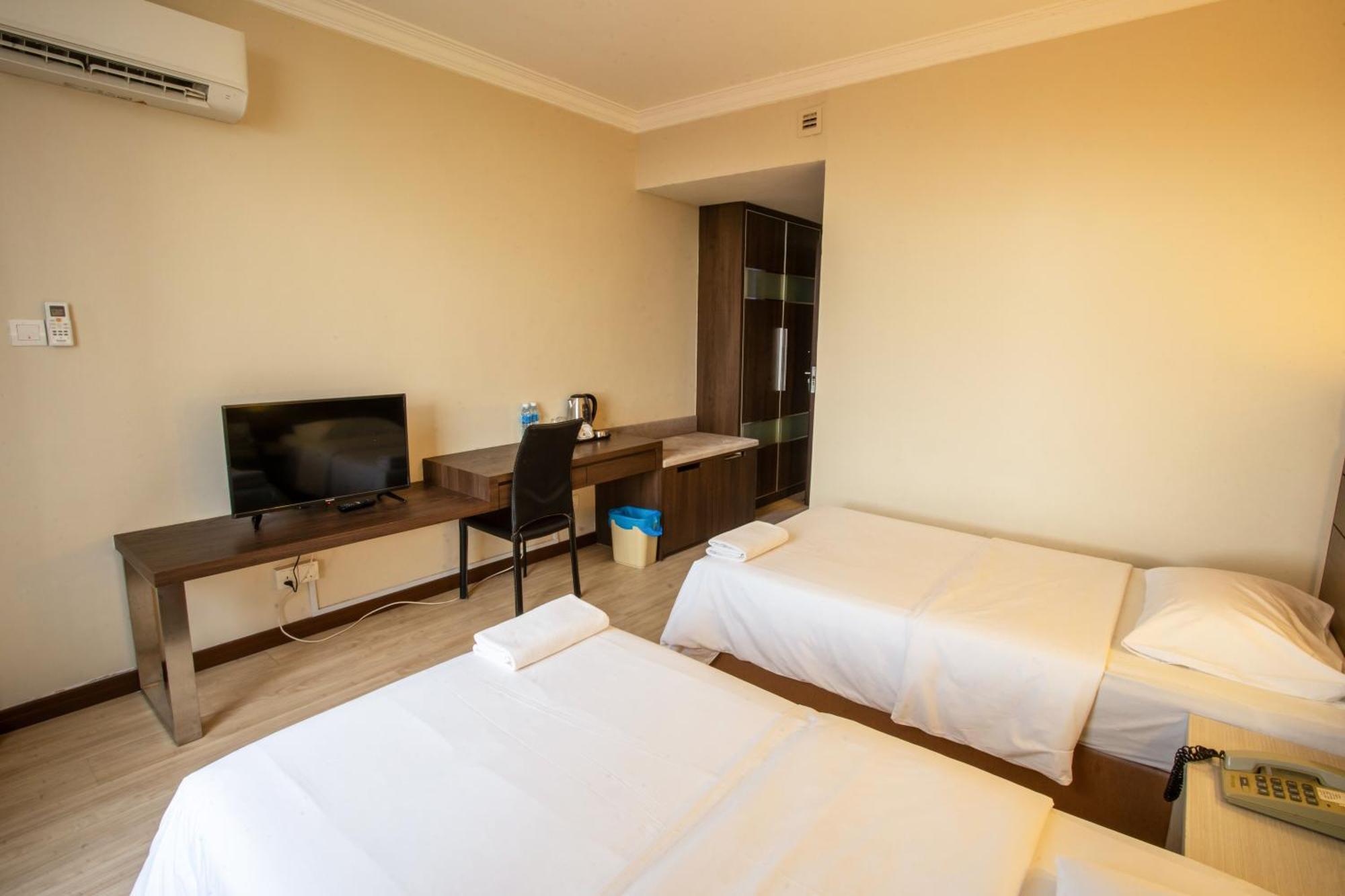 Somerset Hotel Miri Extérieur photo